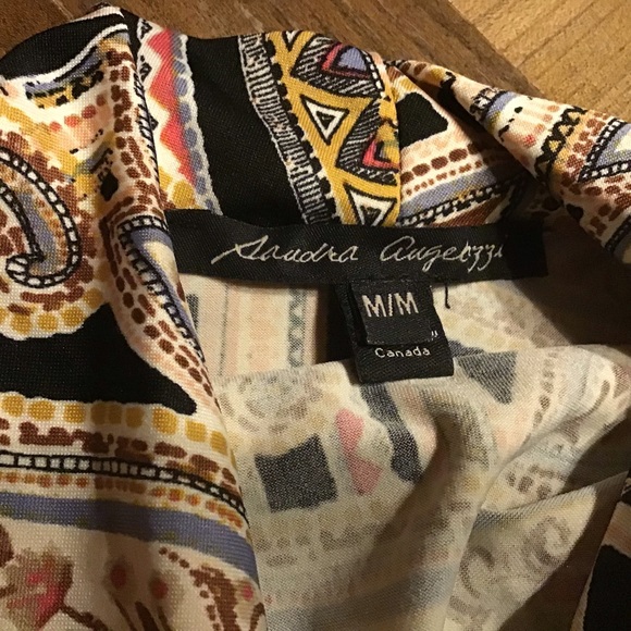 High neck sleeveless tops - Picture 2 of 5